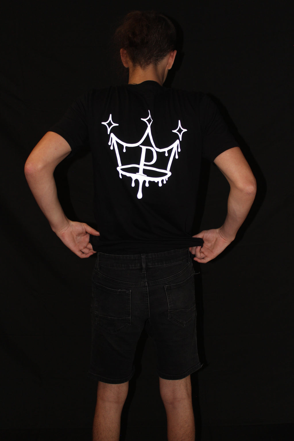 Reflective tee-black